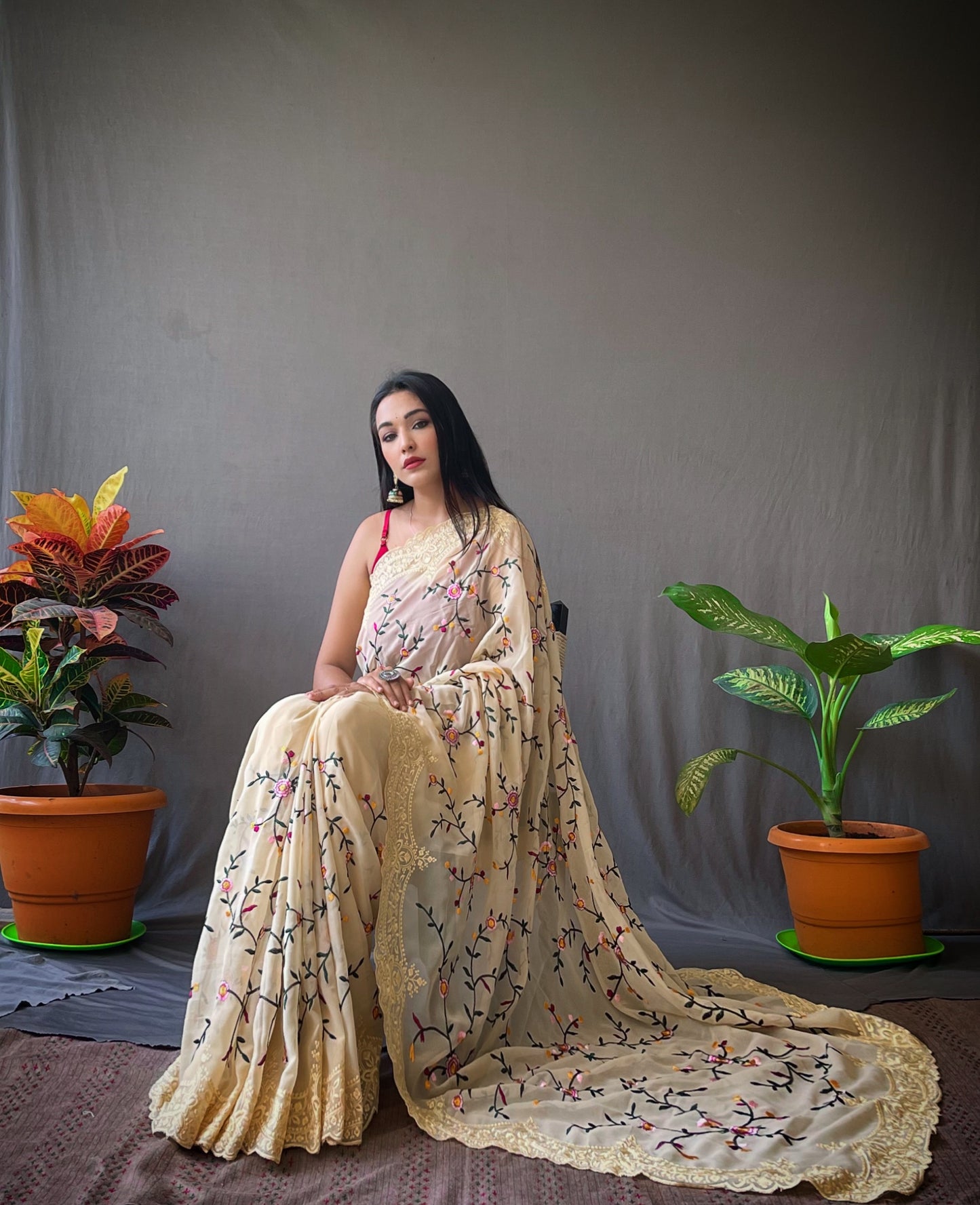 Hand-Embroidered Light-Yellow Jal-Work Pure Georgette Silk Saree with Blouse
